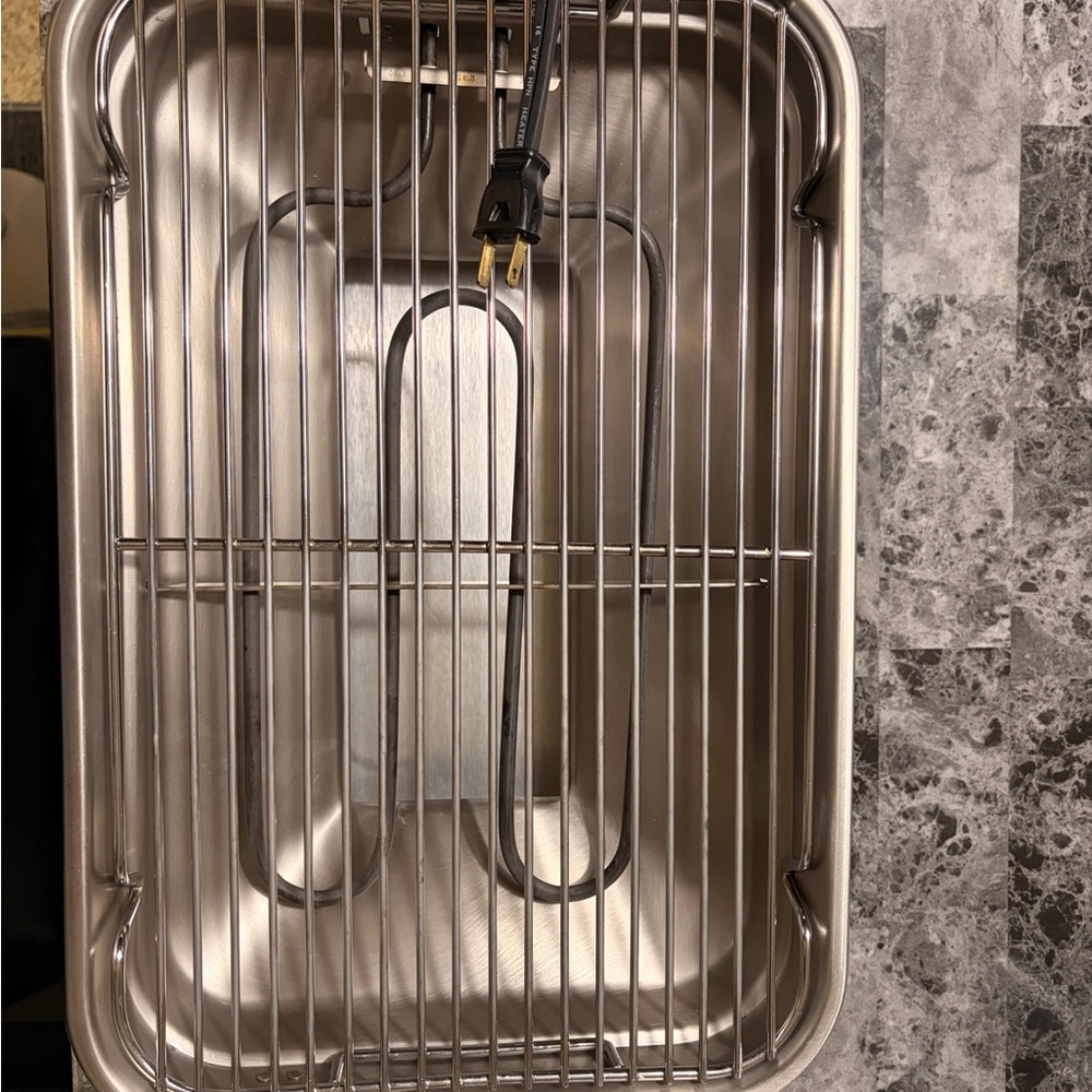 1970s Farberware Open Hearth Electric Grill Model 450N - Mint Condition